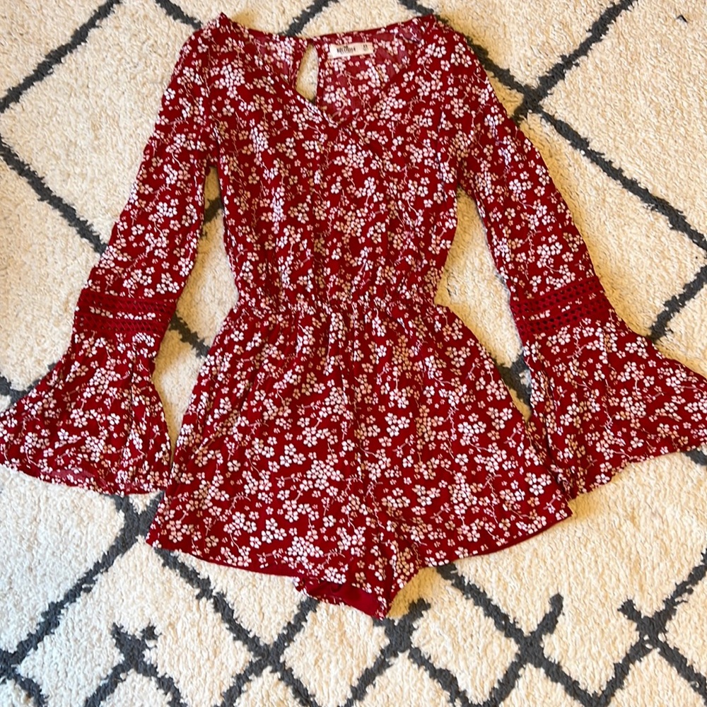 Hollister romper
